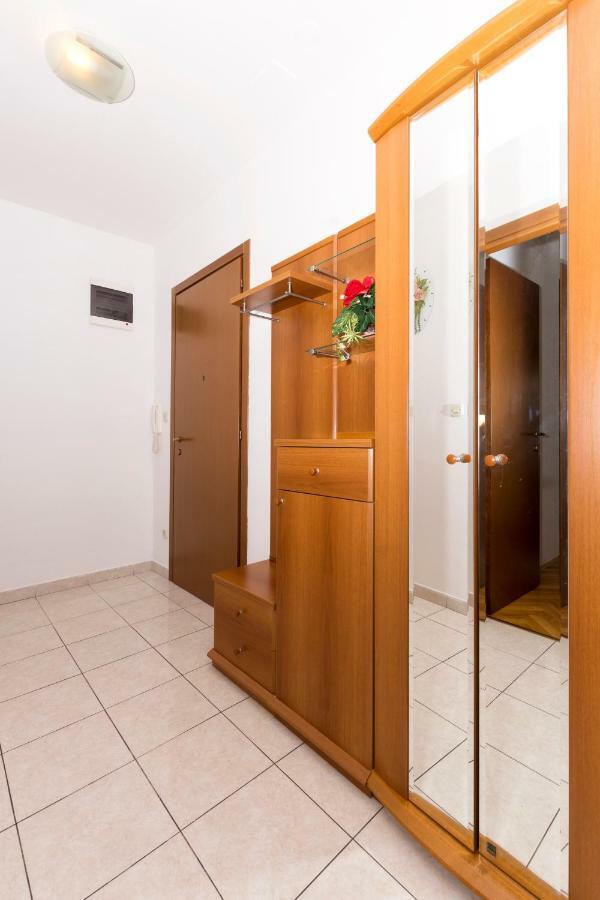 Apartment Dormir Split Bagian luar foto