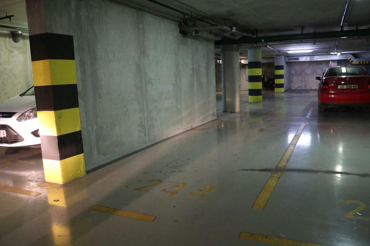 Apartment Dormir Split Bagian luar foto
